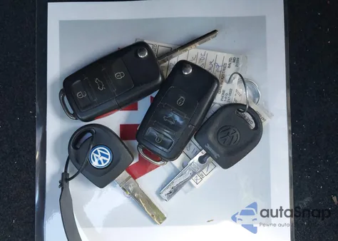 2002 Volkswagen New Beetle Gls Tdi z USA, uszkodzony, nr VIN 3VWCP21C62M421666